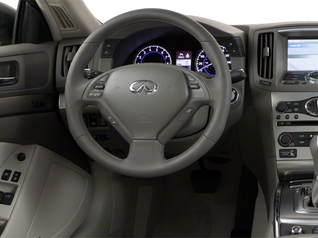 2011 INFINITI G37x x