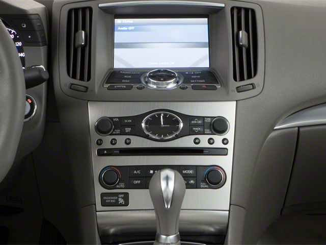 2011 INFINITI G37x x