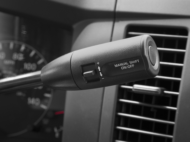 2016 Nissan NV3500 SL