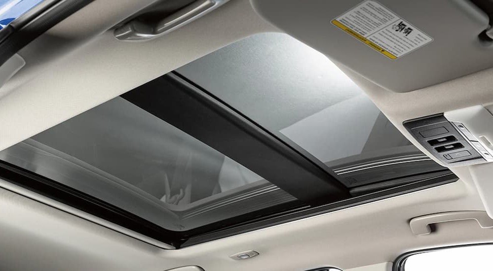 Close-up of the moon roof in a 2025 Nissan Rogue SV.