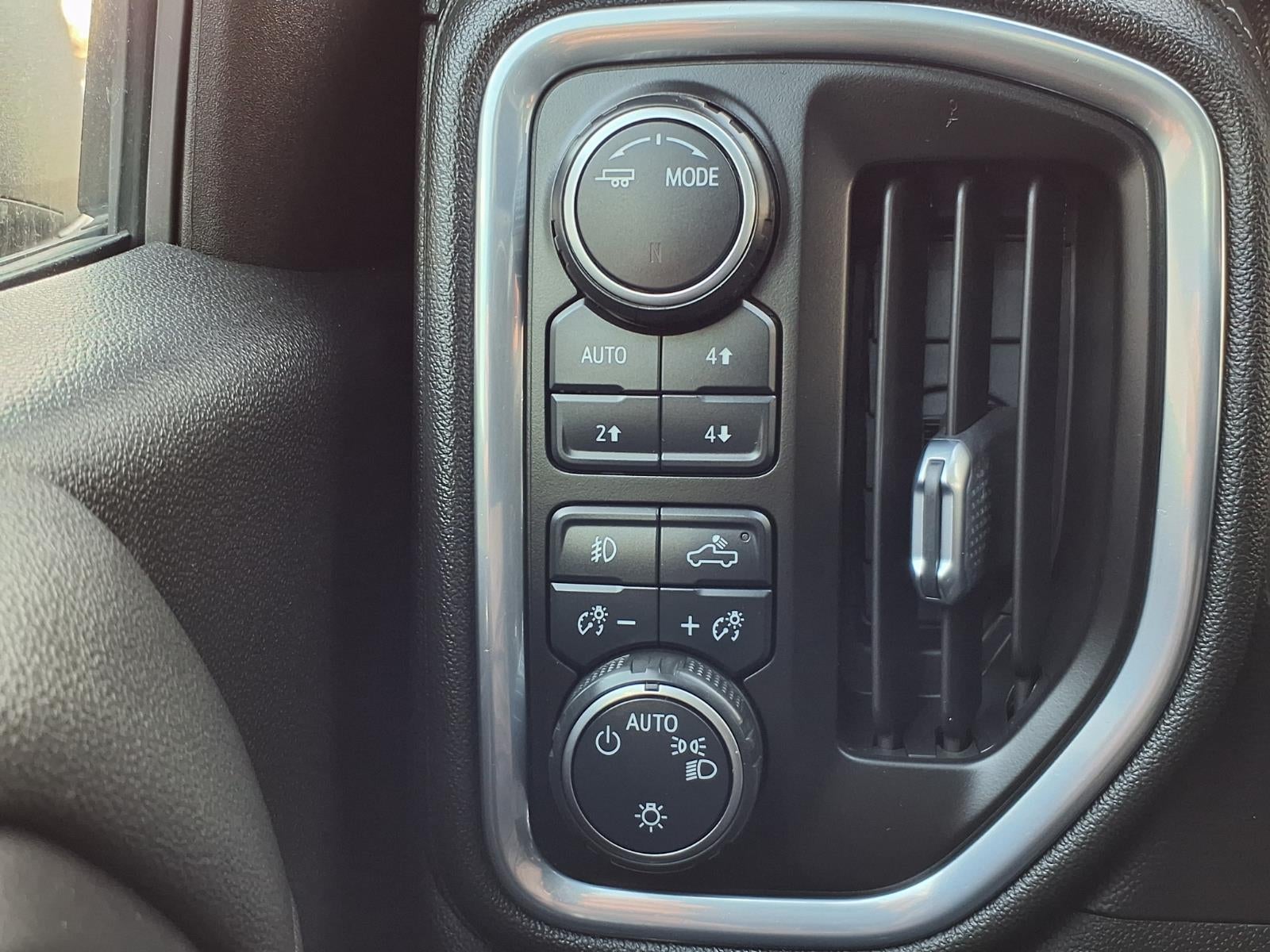 2021 Chevrolet Silverado RST