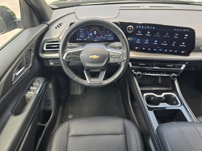 2025 Chevrolet Traverse AWD LT