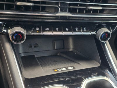 2025 Chevrolet Traverse AWD LT