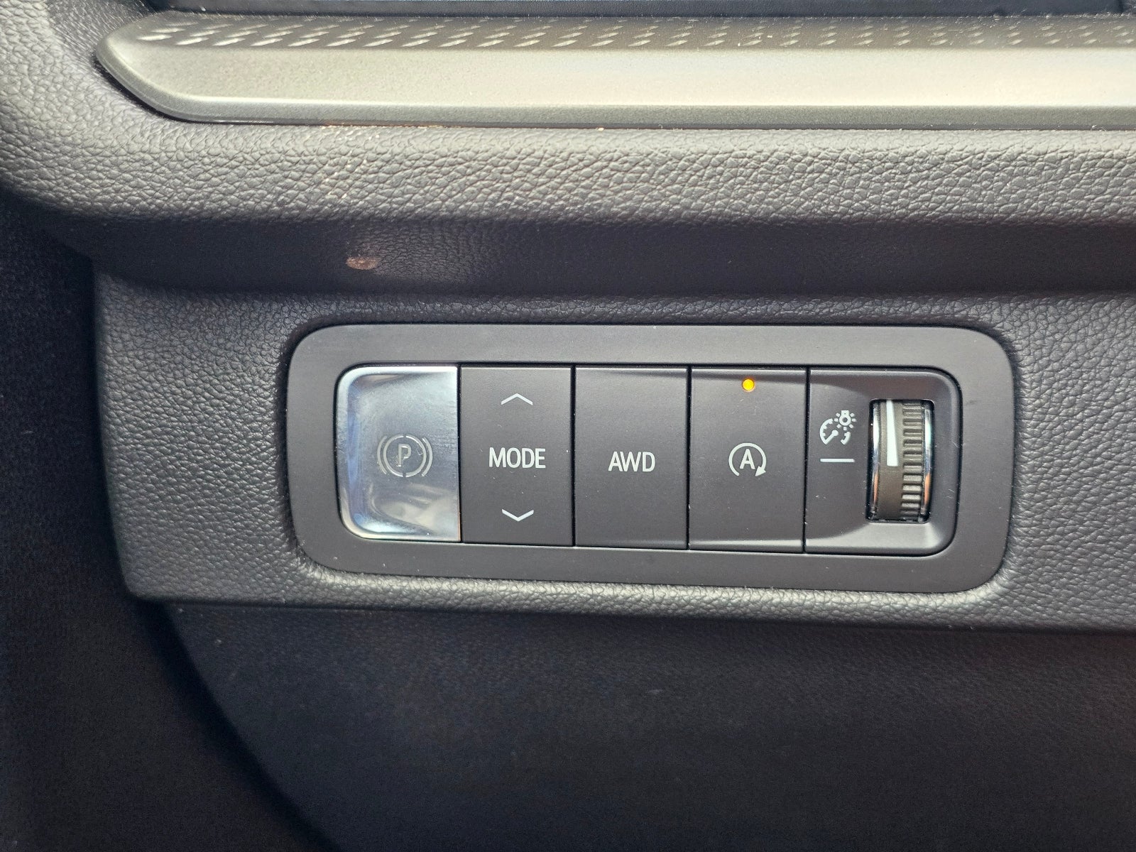 2025 Chevrolet Traverse AWD LT