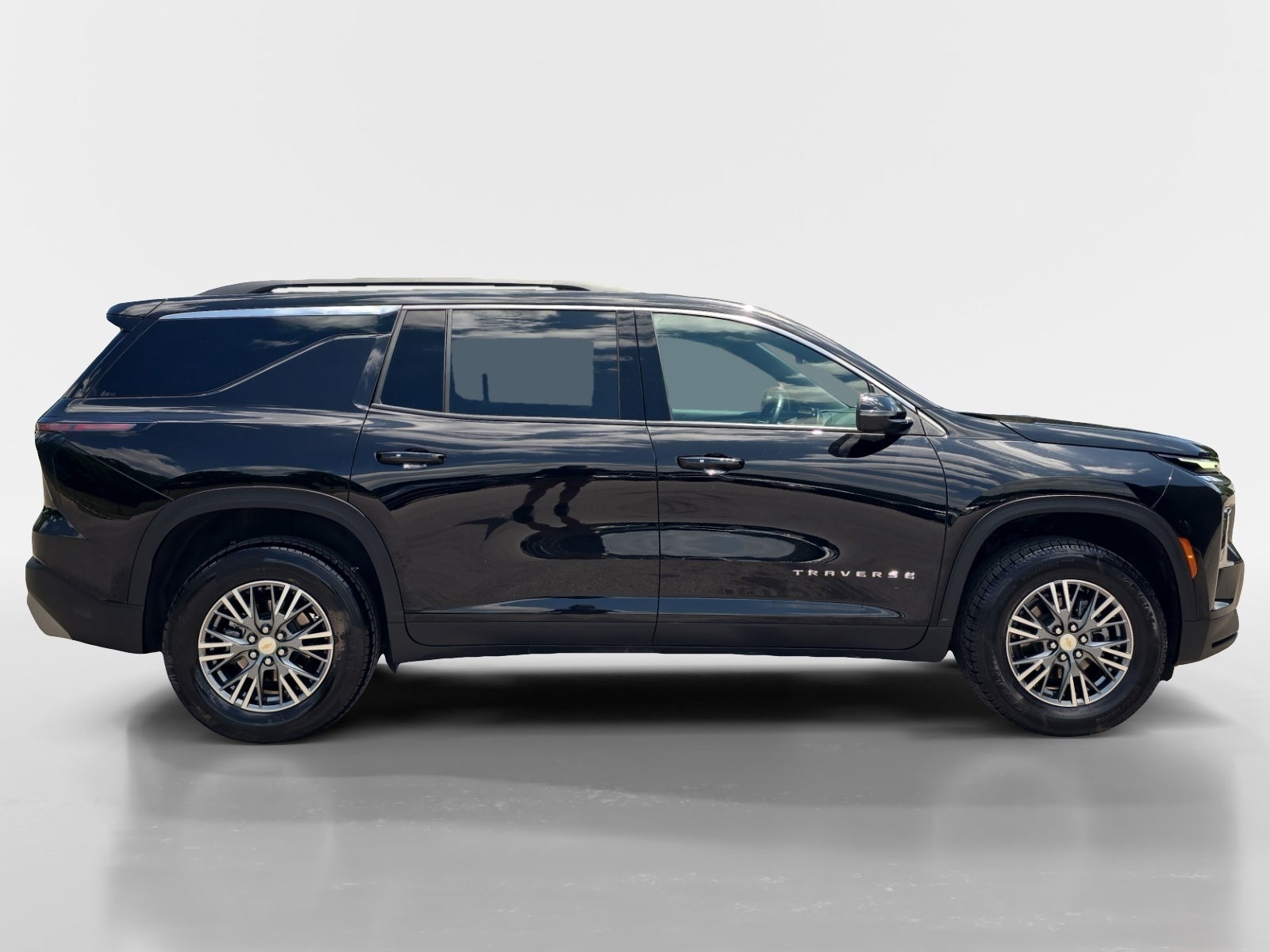 2025 Chevrolet Traverse AWD LT