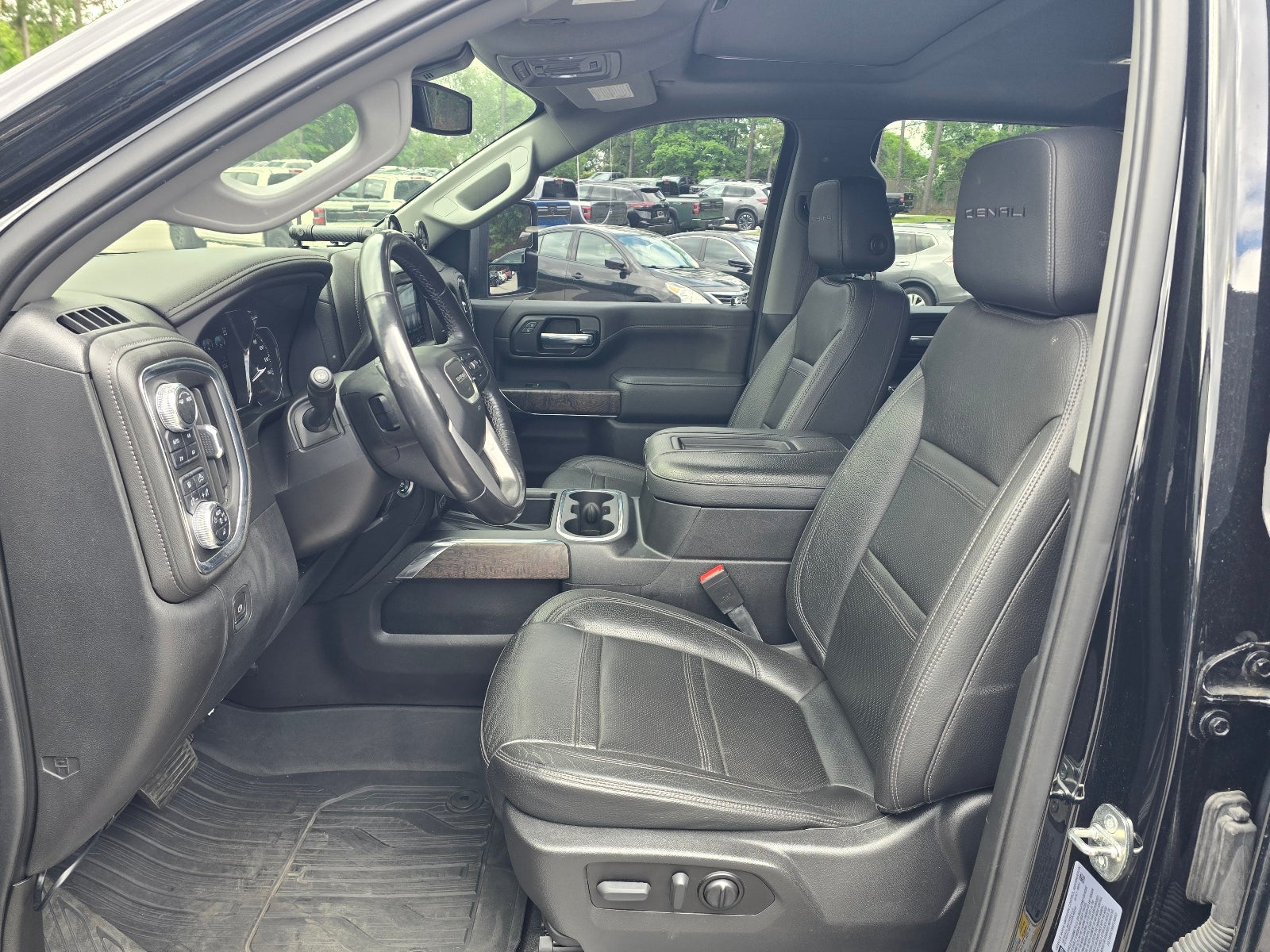 2022 GMC Sierra Denali
