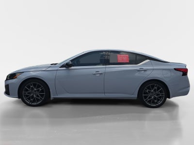 2023 Nissan Altima 2.0 SR