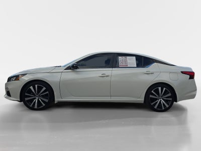2022 Nissan Altima 2.0 SR
