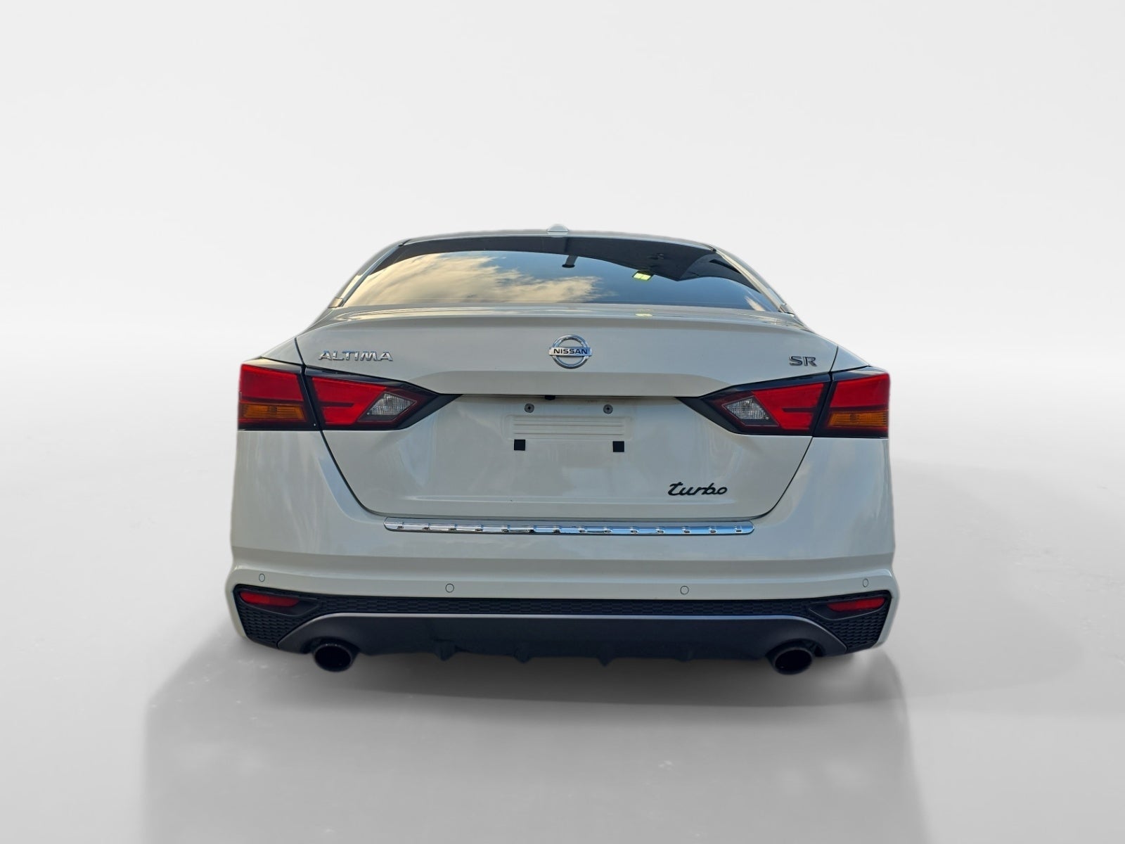 2022 Nissan Altima 2.0 SR