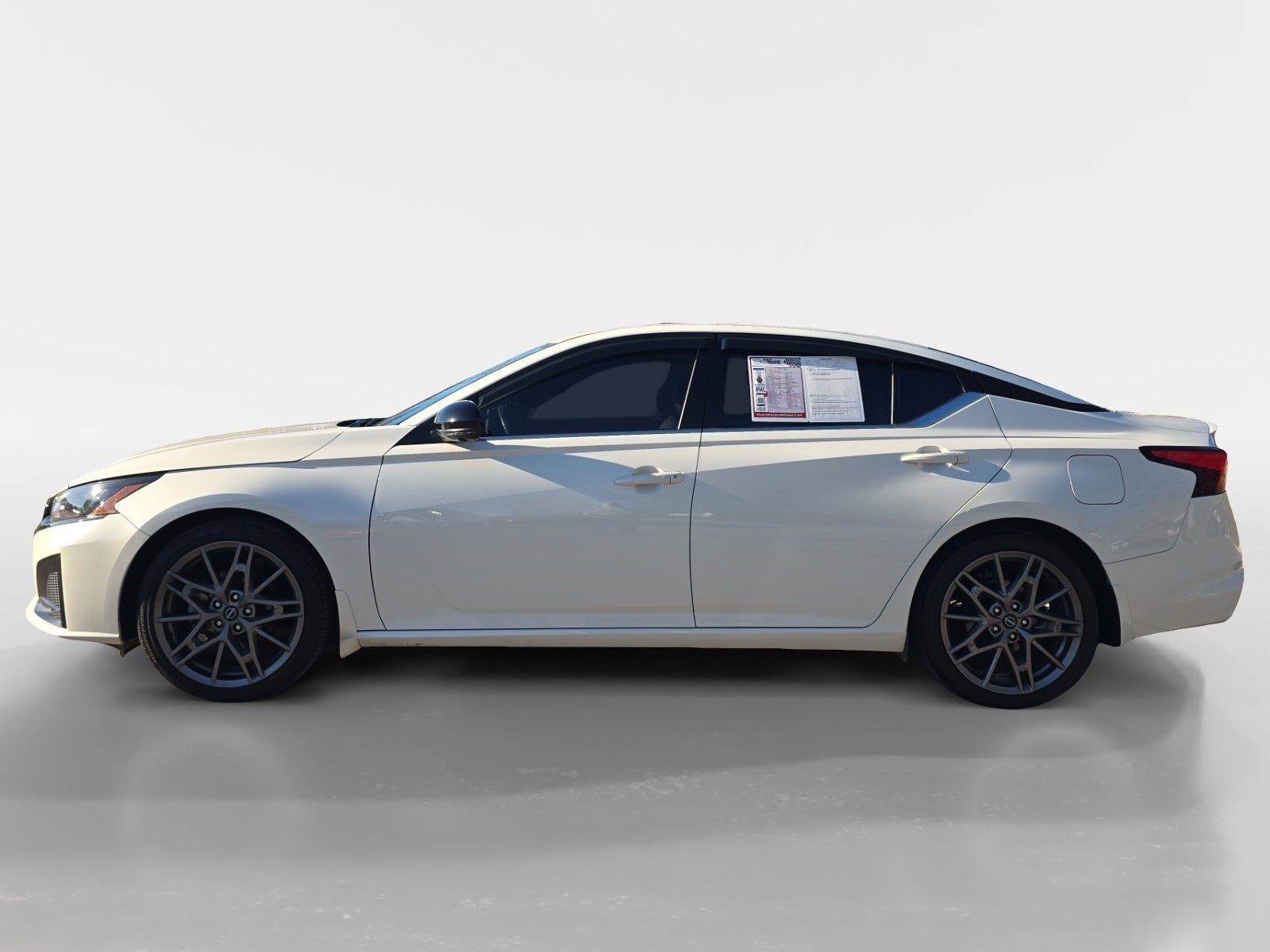 2024 Nissan Altima 2.0 SR