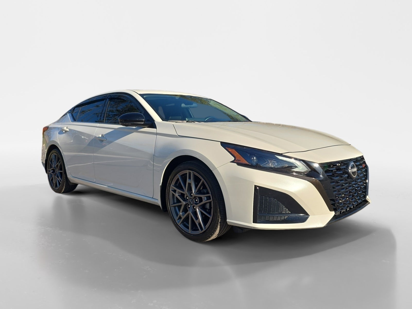 2024 Nissan Altima 2.0 SR