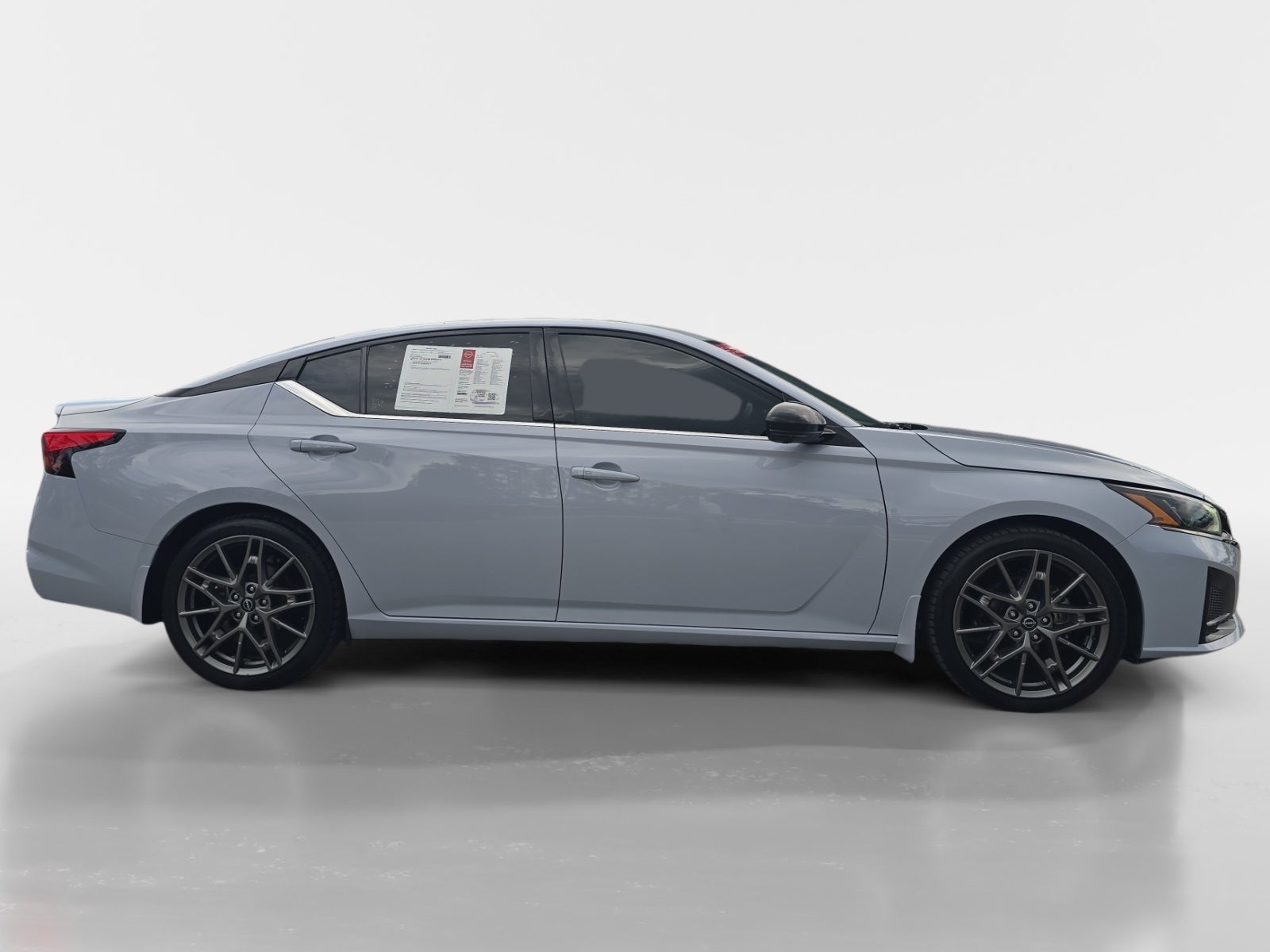 2024 Nissan Altima 2.0 SR