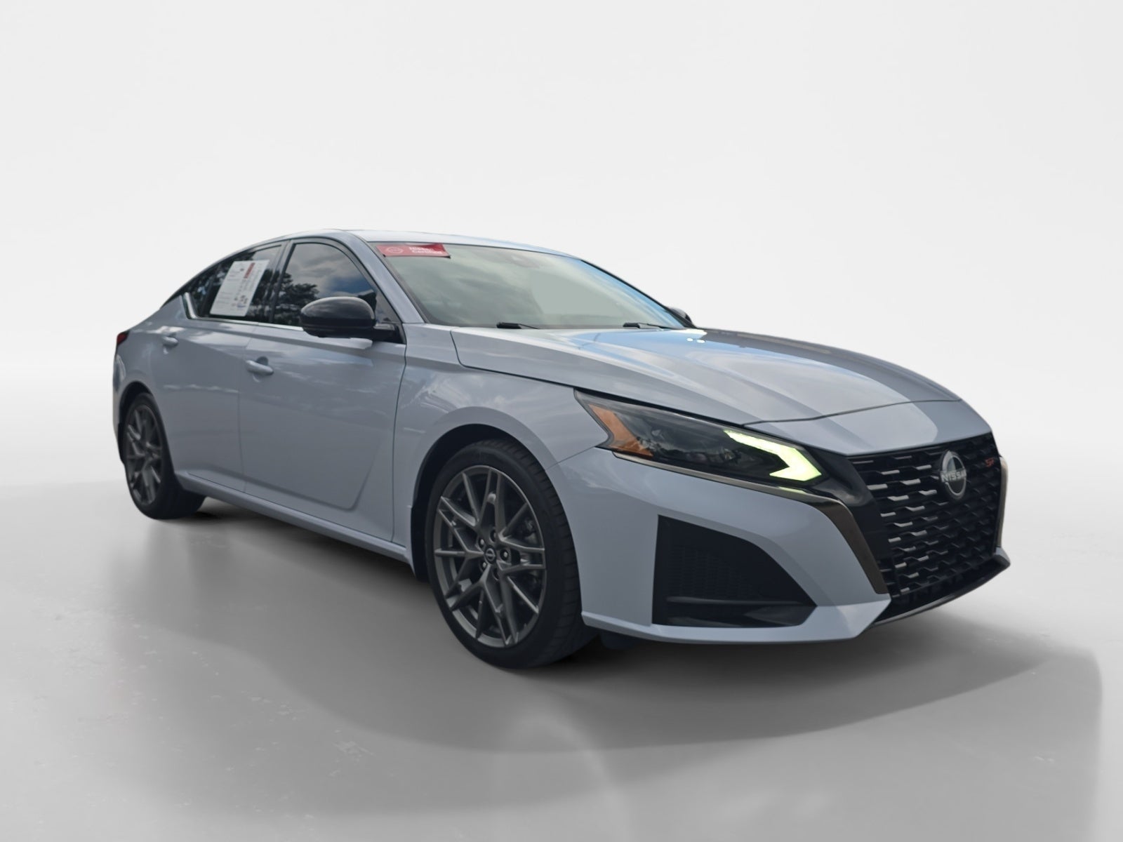 2024 Nissan Altima 2.0 SR