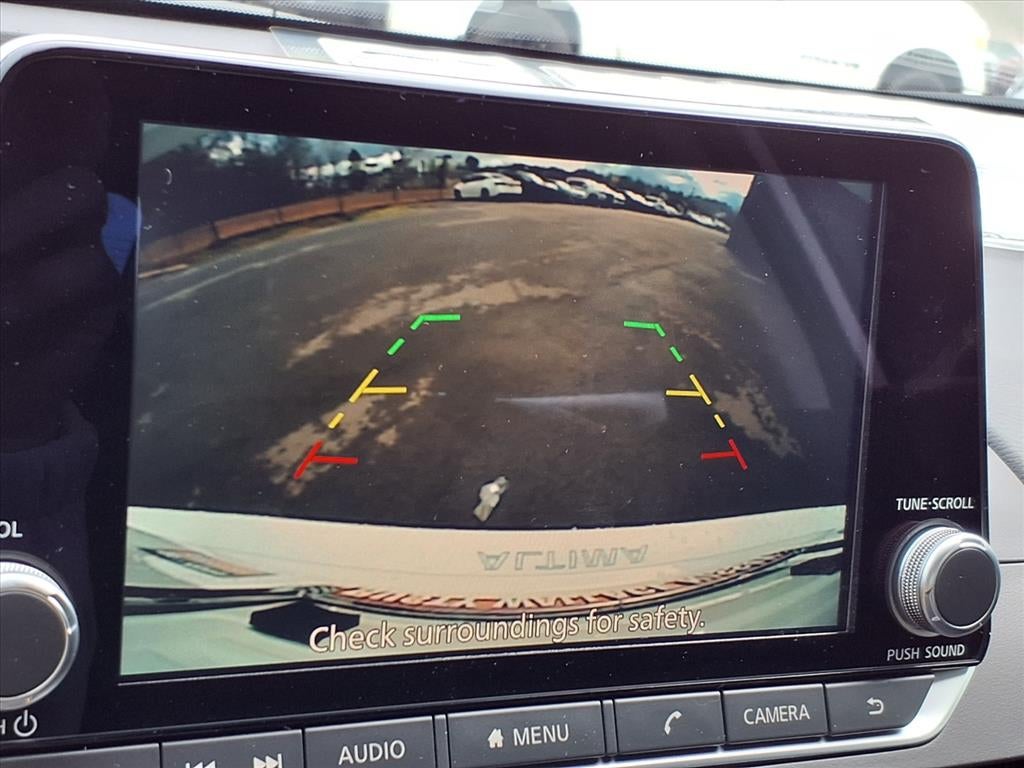 2025 Nissan Altima SR