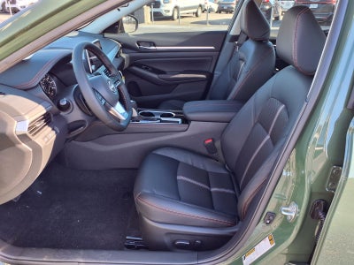 2025 Nissan Altima SR