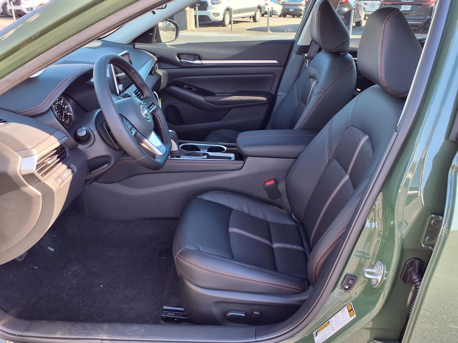 2025 Nissan Altima SR