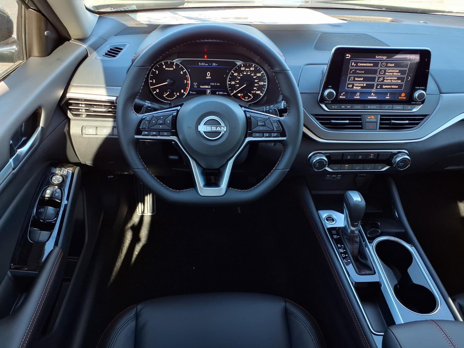 2025 Nissan Altima SR