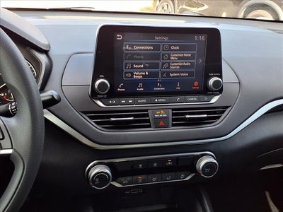 2022 Nissan Altima 2.5 SV