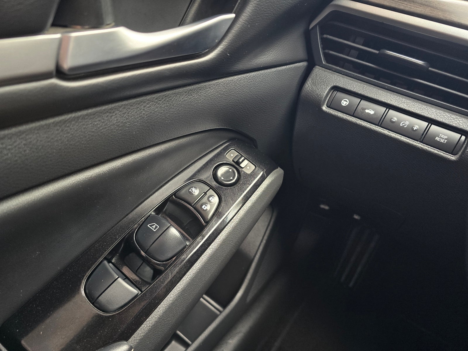 2025 Nissan Altima SL