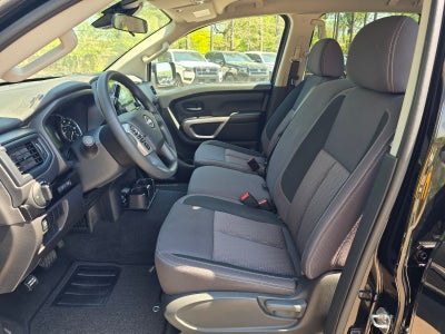 2024 Nissan Titan SV