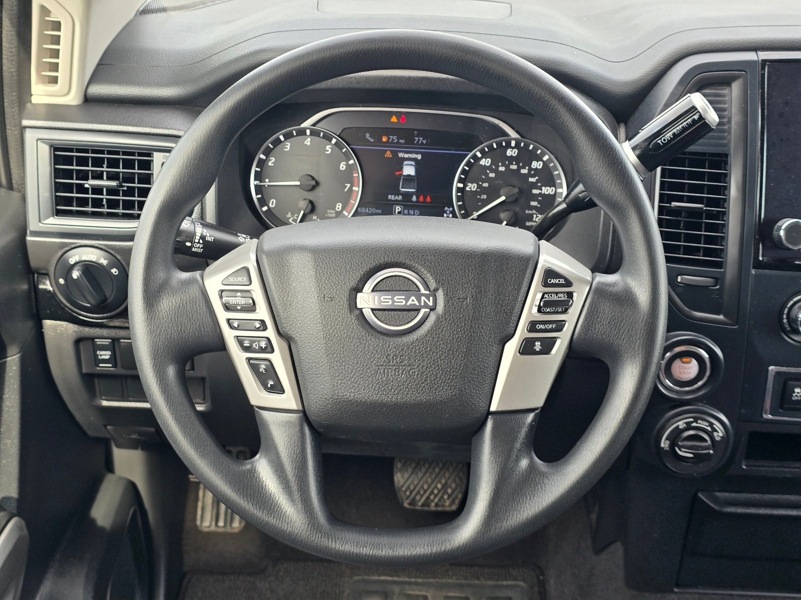 2023 Nissan Titan SV