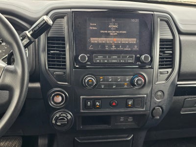 2023 Nissan Titan SV