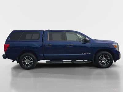 2023 Nissan Titan SV