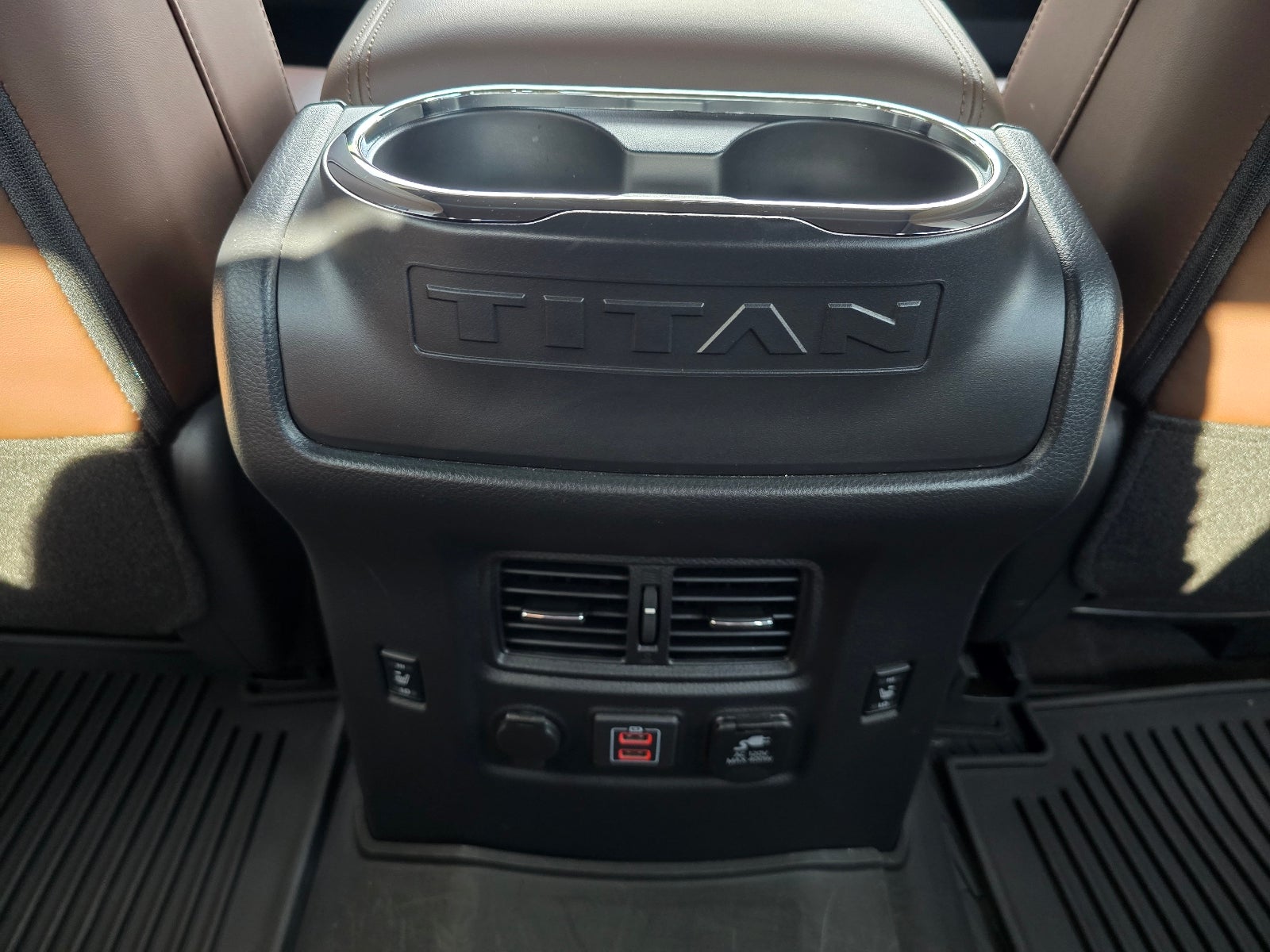 2023 Nissan Titan Platinum Reserve