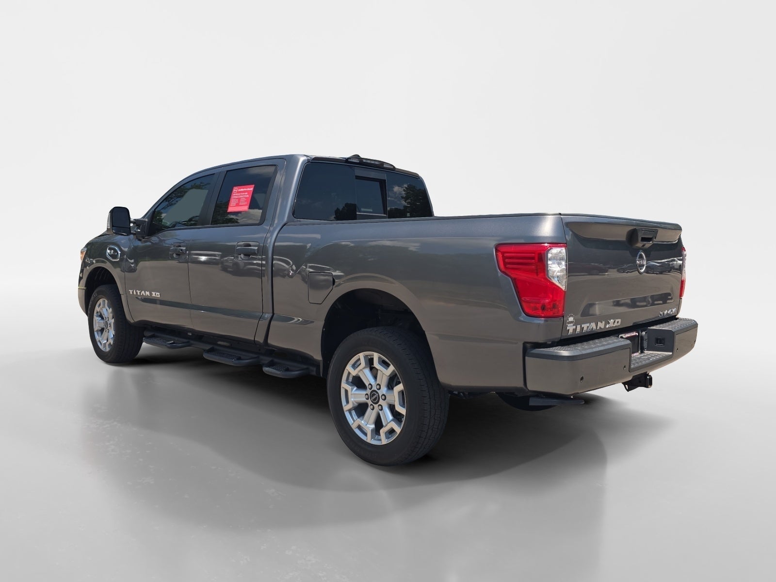 2024 Nissan Titan XD SV