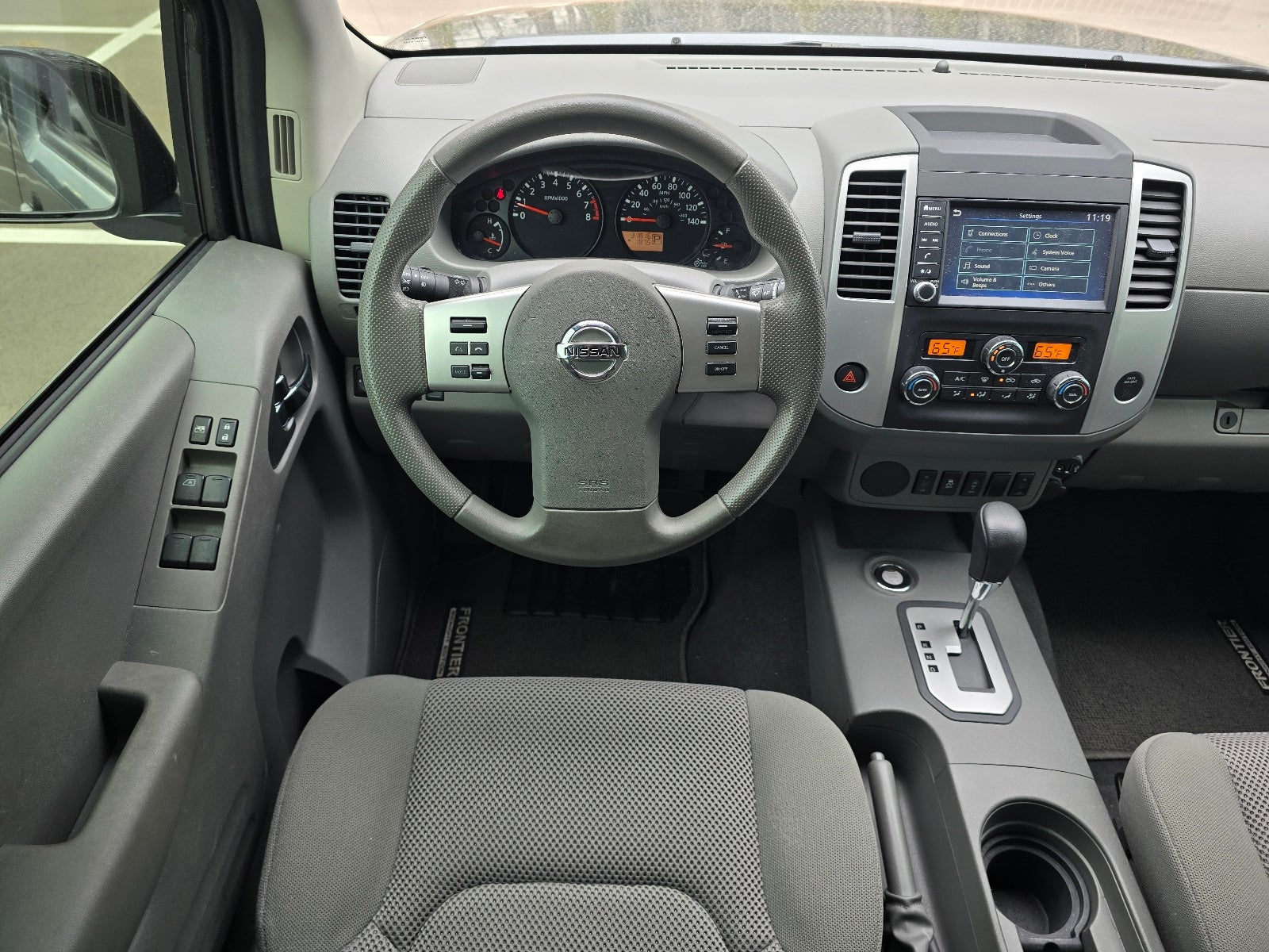 2020 Nissan Frontier SV