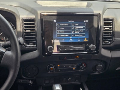 2022 Nissan Frontier SV