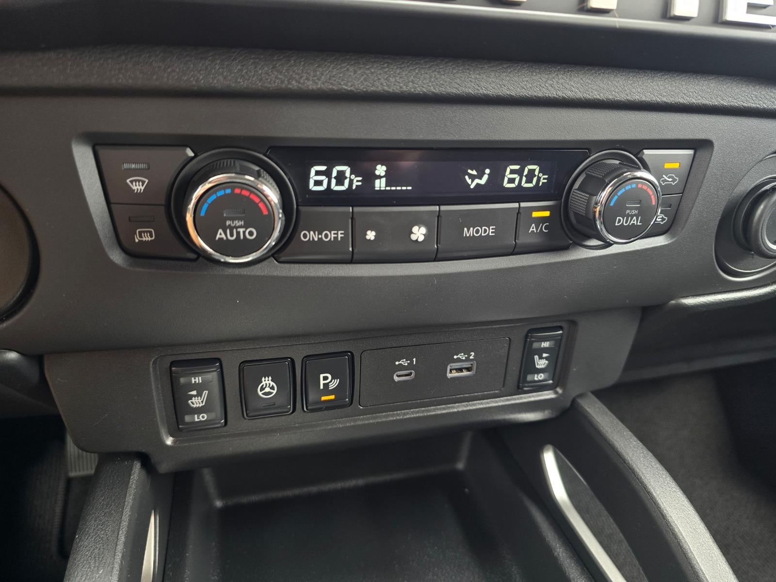 2025 Nissan Frontier SV