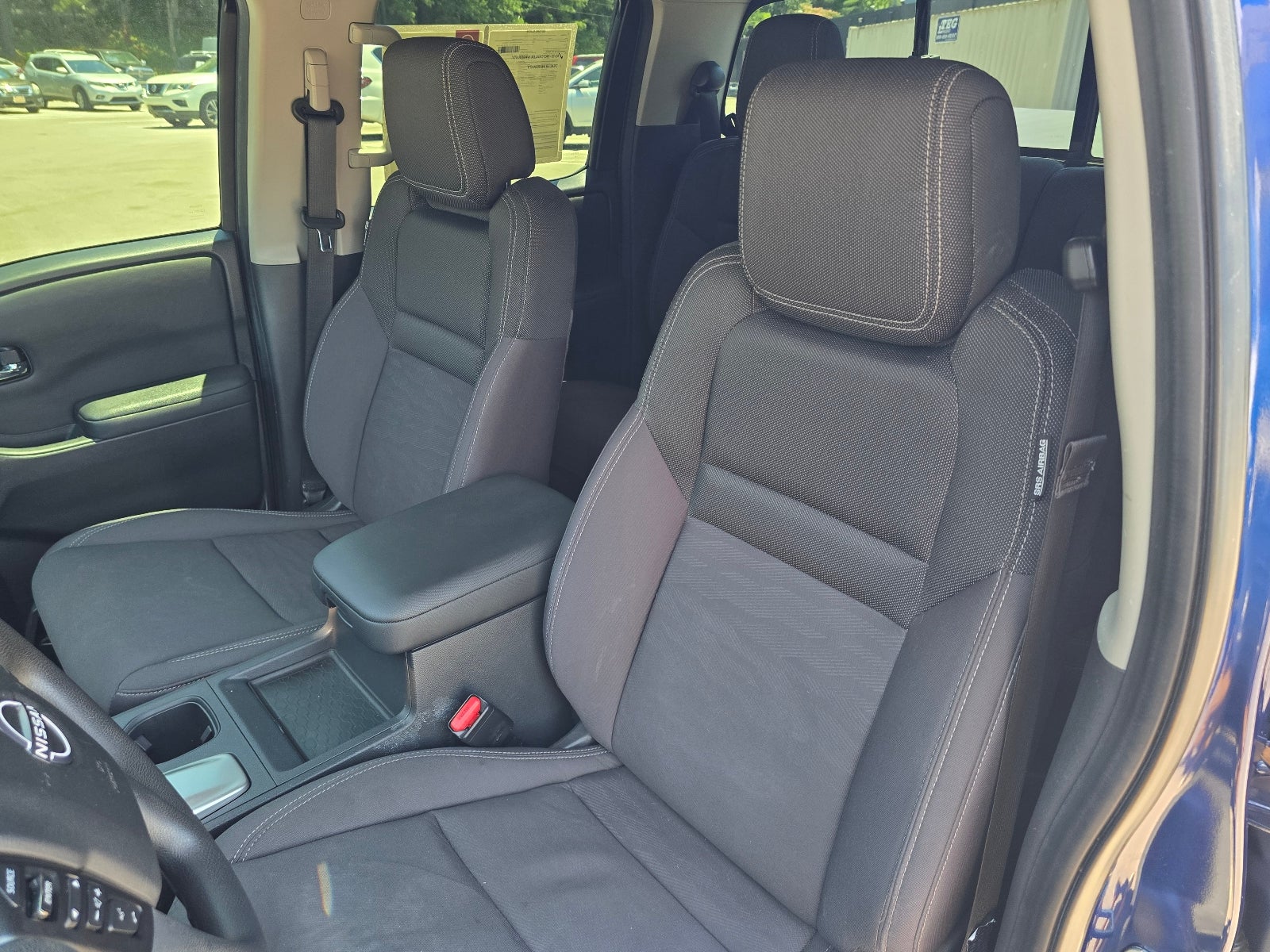 2022 Nissan Frontier SV