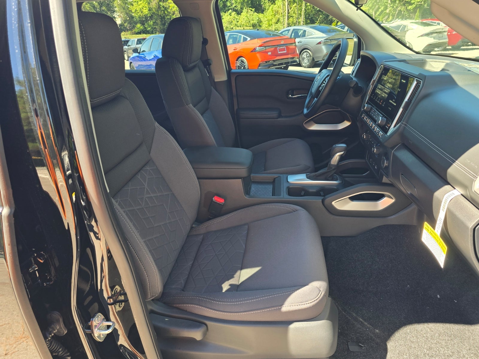 2027 Nissan Frontier SV