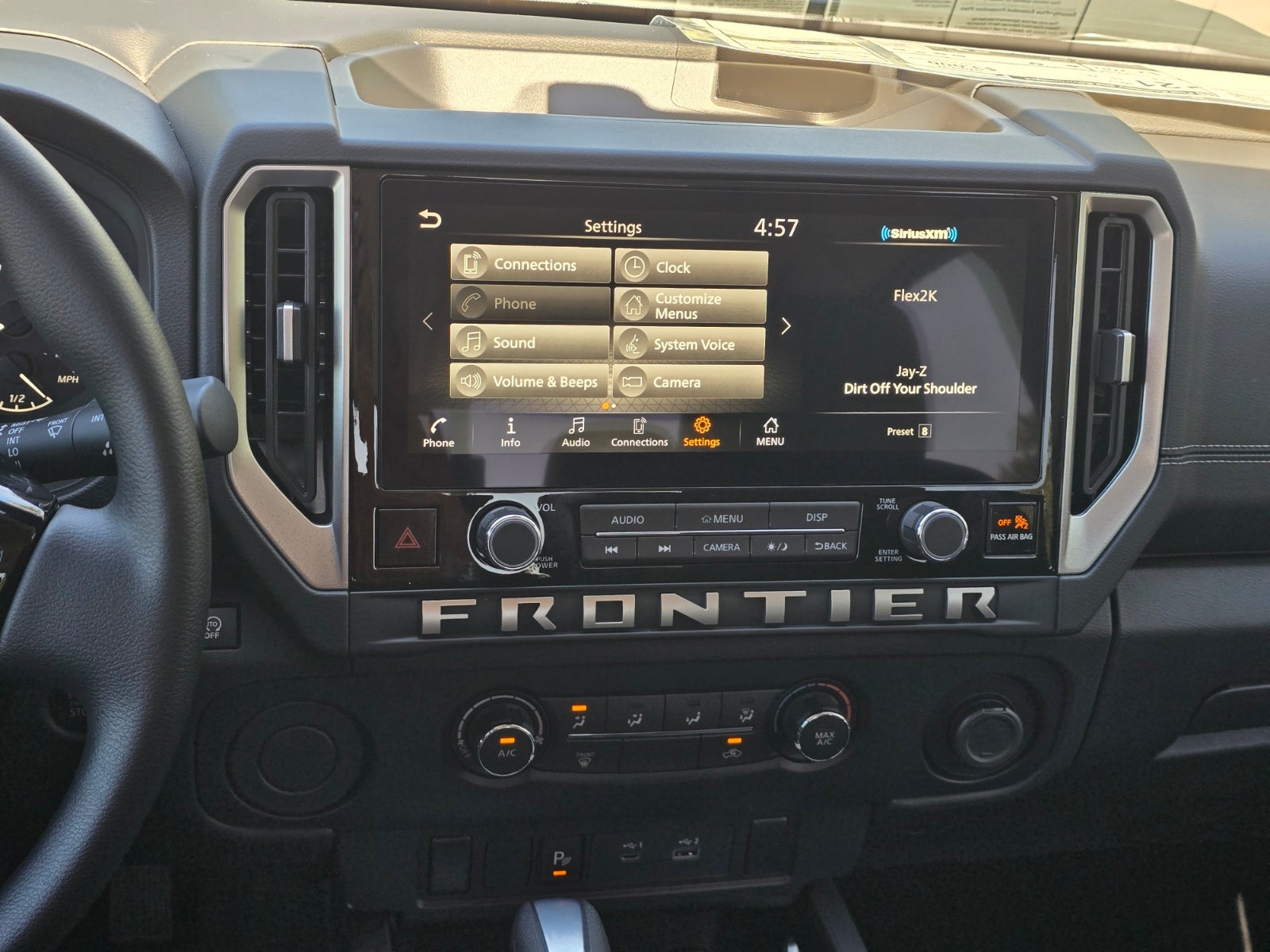 2027 Nissan Frontier SV
