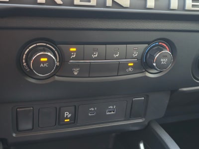 2027 Nissan Frontier SV