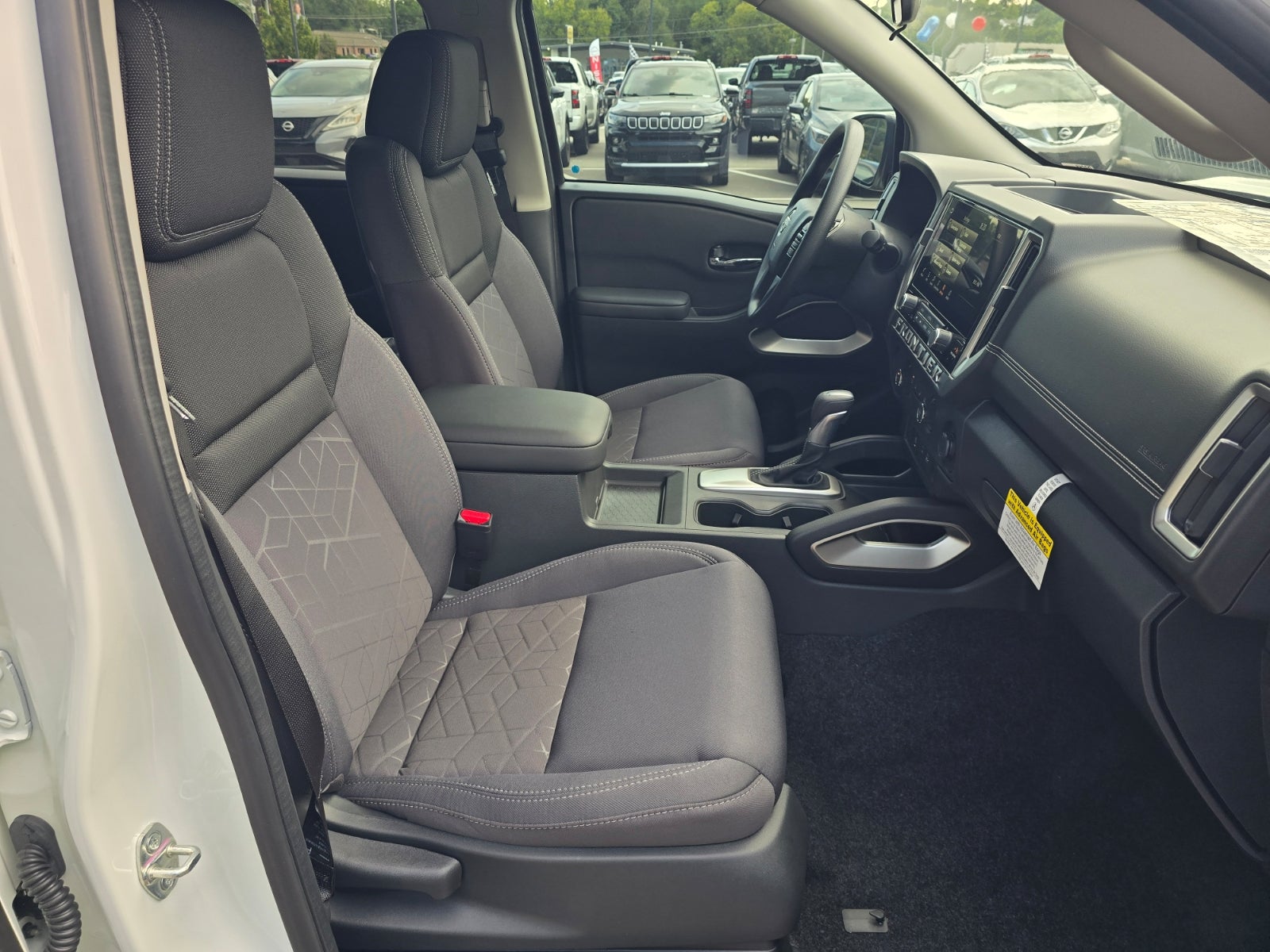 2027 Nissan Frontier SV