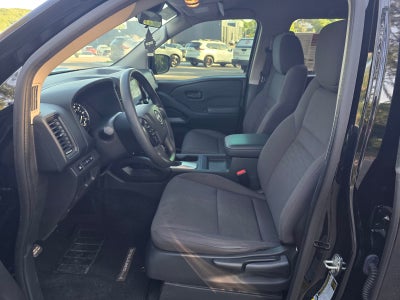 2022 Nissan Frontier S