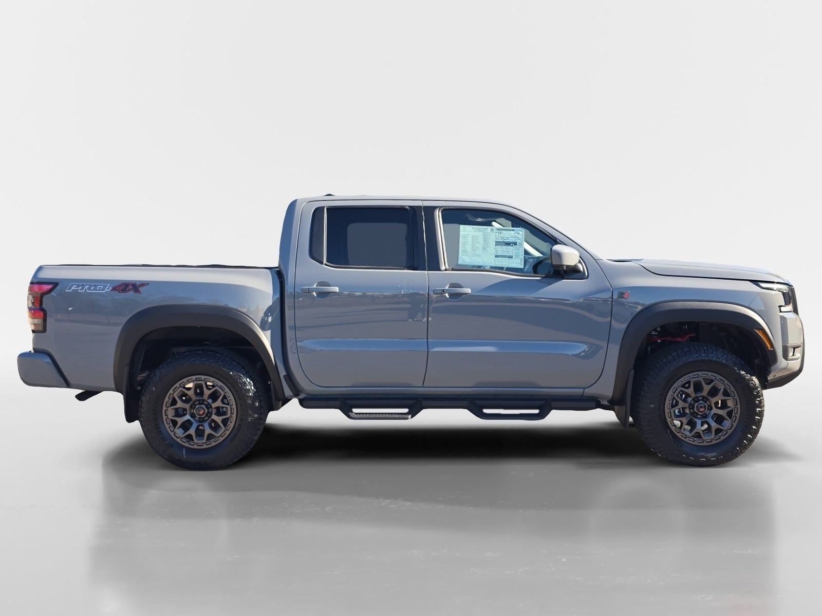 2026 Nissan Frontier PRO-4X w/R Package