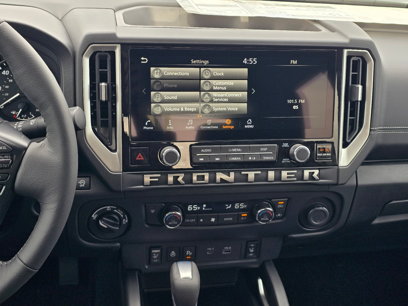 2026 Nissan Frontier SV