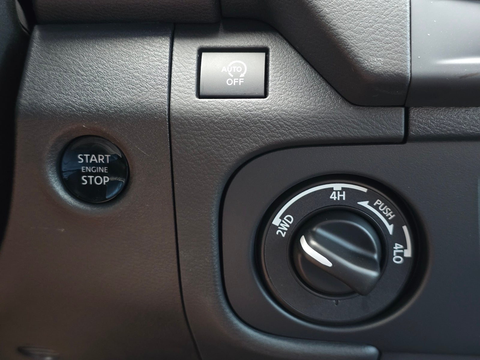 2026 Nissan Frontier PRO-4X w/R Package