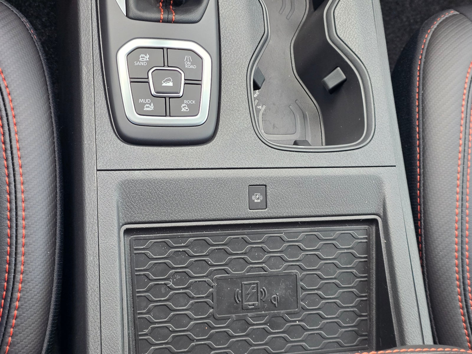 2026 Nissan Frontier PRO-4X w/R Package