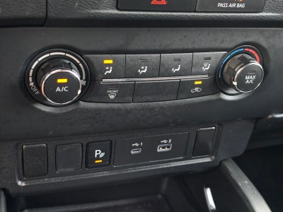 2023 Nissan Frontier SV