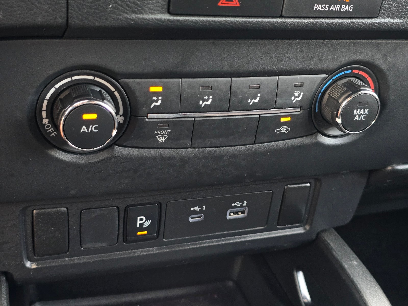 2023 Nissan Frontier SV