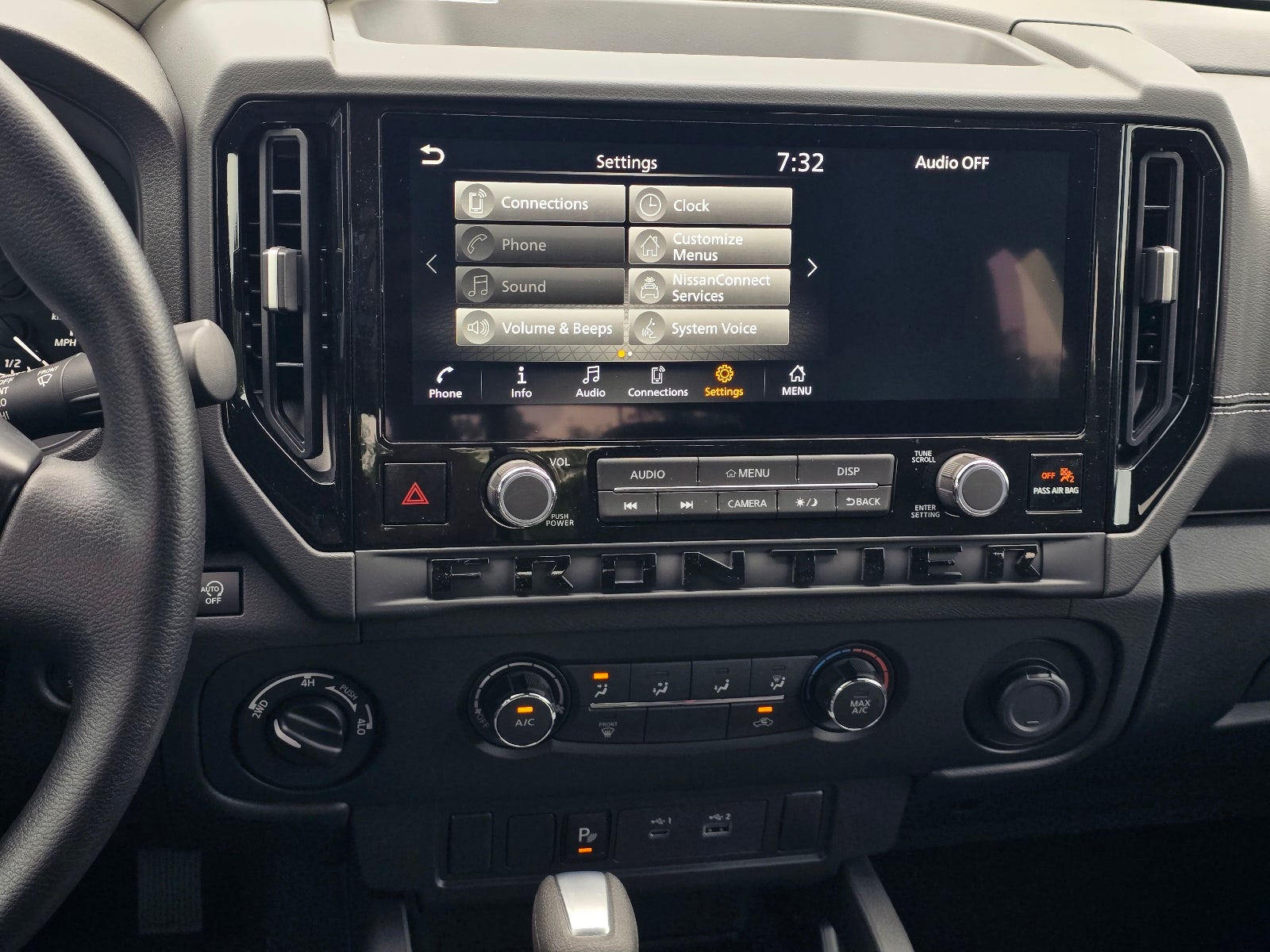 2026 Nissan Frontier SV