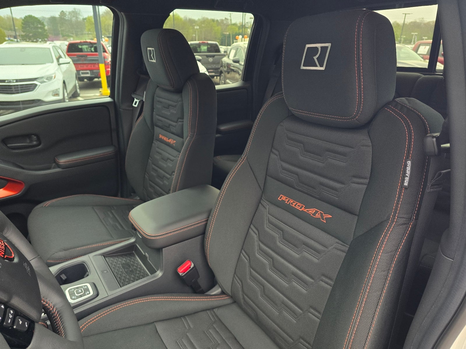 2026 Nissan Frontier PRO-4X w/R Package