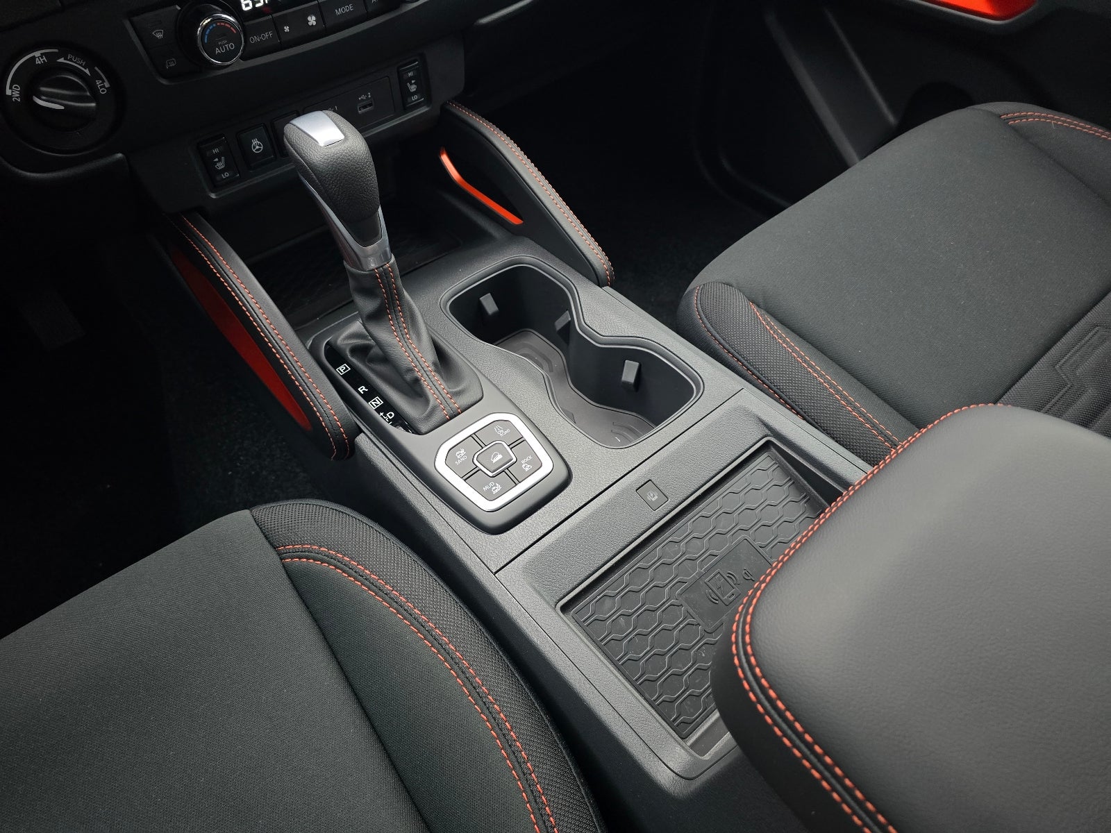 2026 Nissan Frontier PRO-4X w/R Package