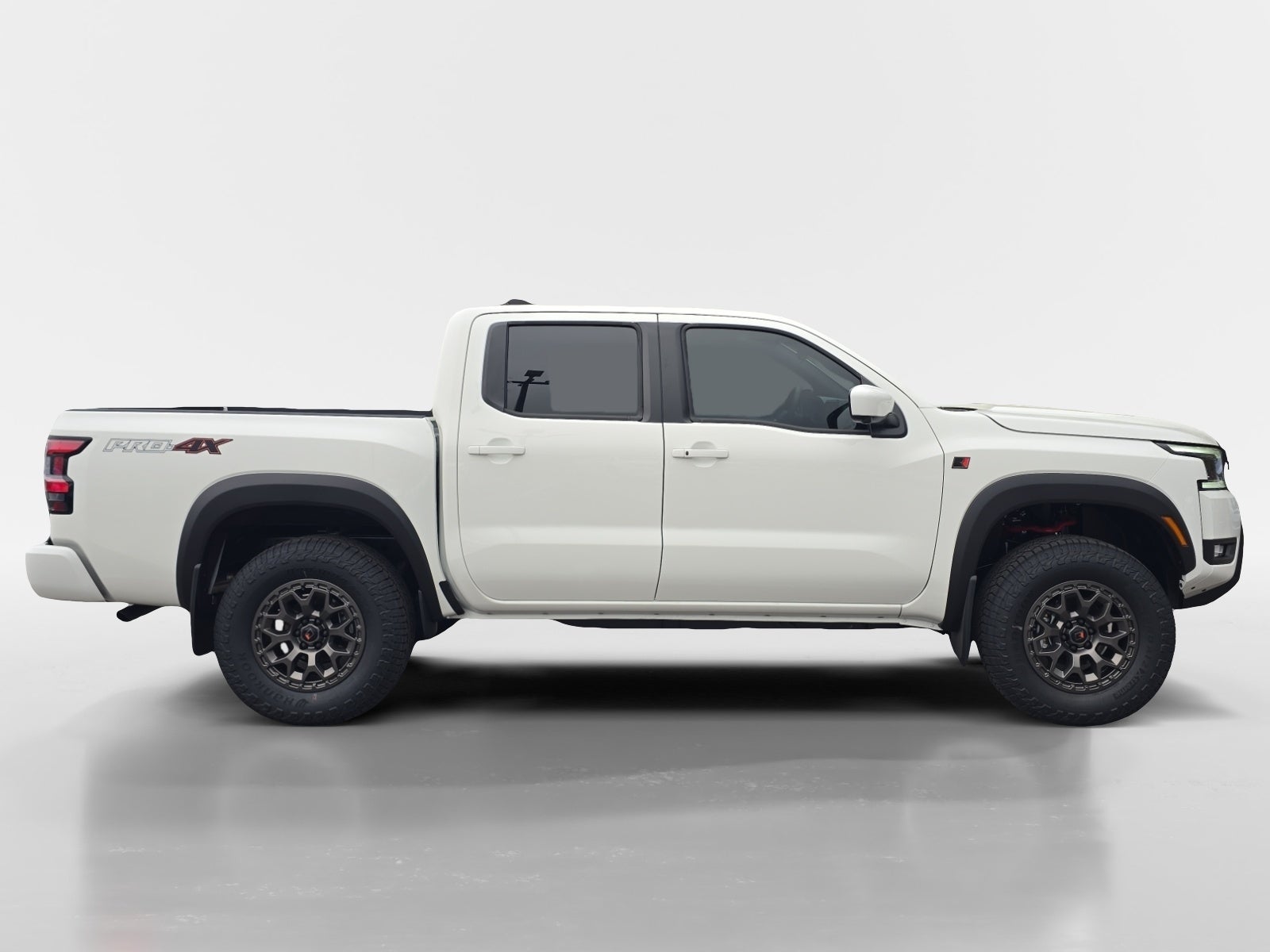 2026 Nissan Frontier PRO-4X w/R Package