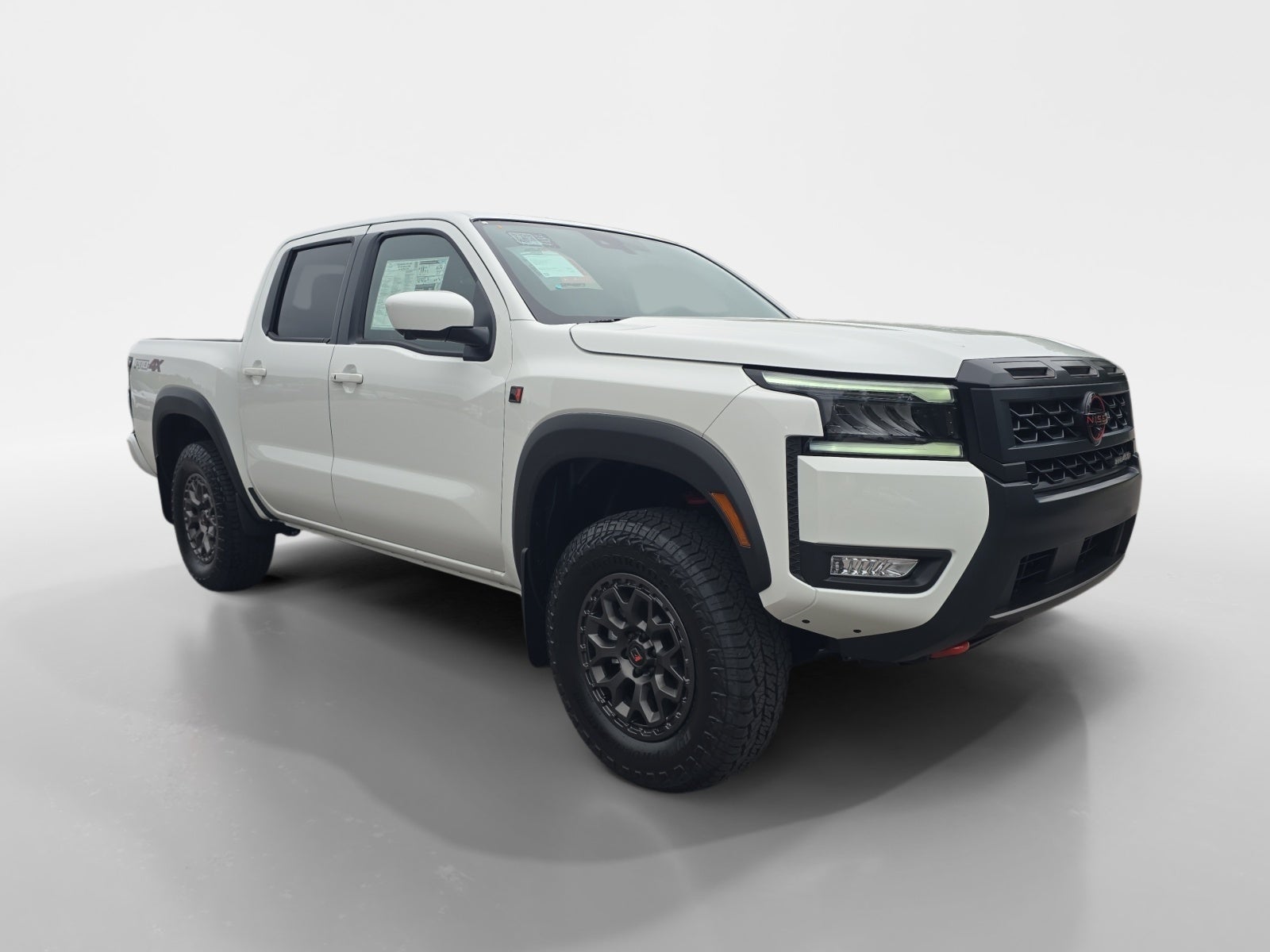 2026 Nissan Frontier PRO-4X w/R Package