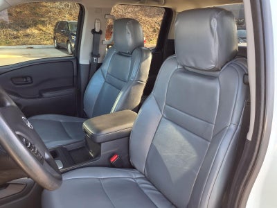 2022 Nissan Frontier S